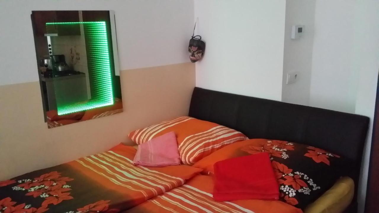 Room&kitchen Next To Castle Gasthuis *